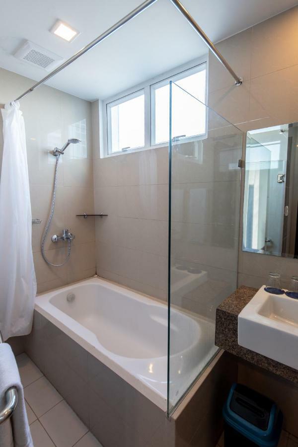 C Suites At Mactan Newtown Μακτάν Δωμάτιο φωτογραφία